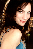 Laura Shoop headshot