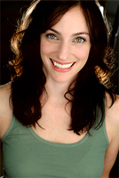 Laura Shoop headshot